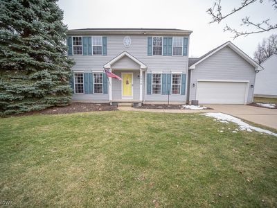 1014 Rome Beauty Dr, Amherst, OH, 44001