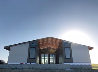 1048 Dealy Ln, Napa, CA 94559