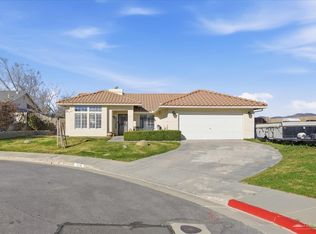 1219 Catalpa Ct, Tehachapi, CA 93561