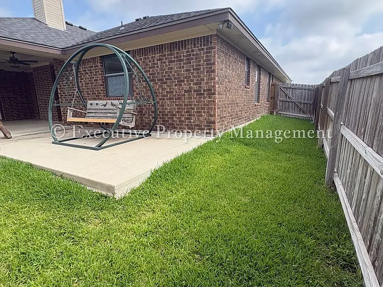 2808 Natural Ln — Photo 14