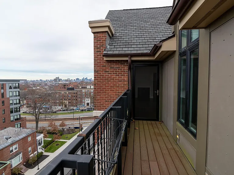 1501 Commonwealth Ave #3 — Photo 8