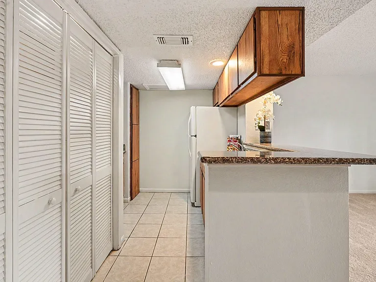1900 Bay Area Blvd #123 — Photo 9