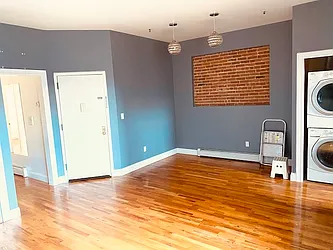 Rented by HOTPROPERTY NYC LLC