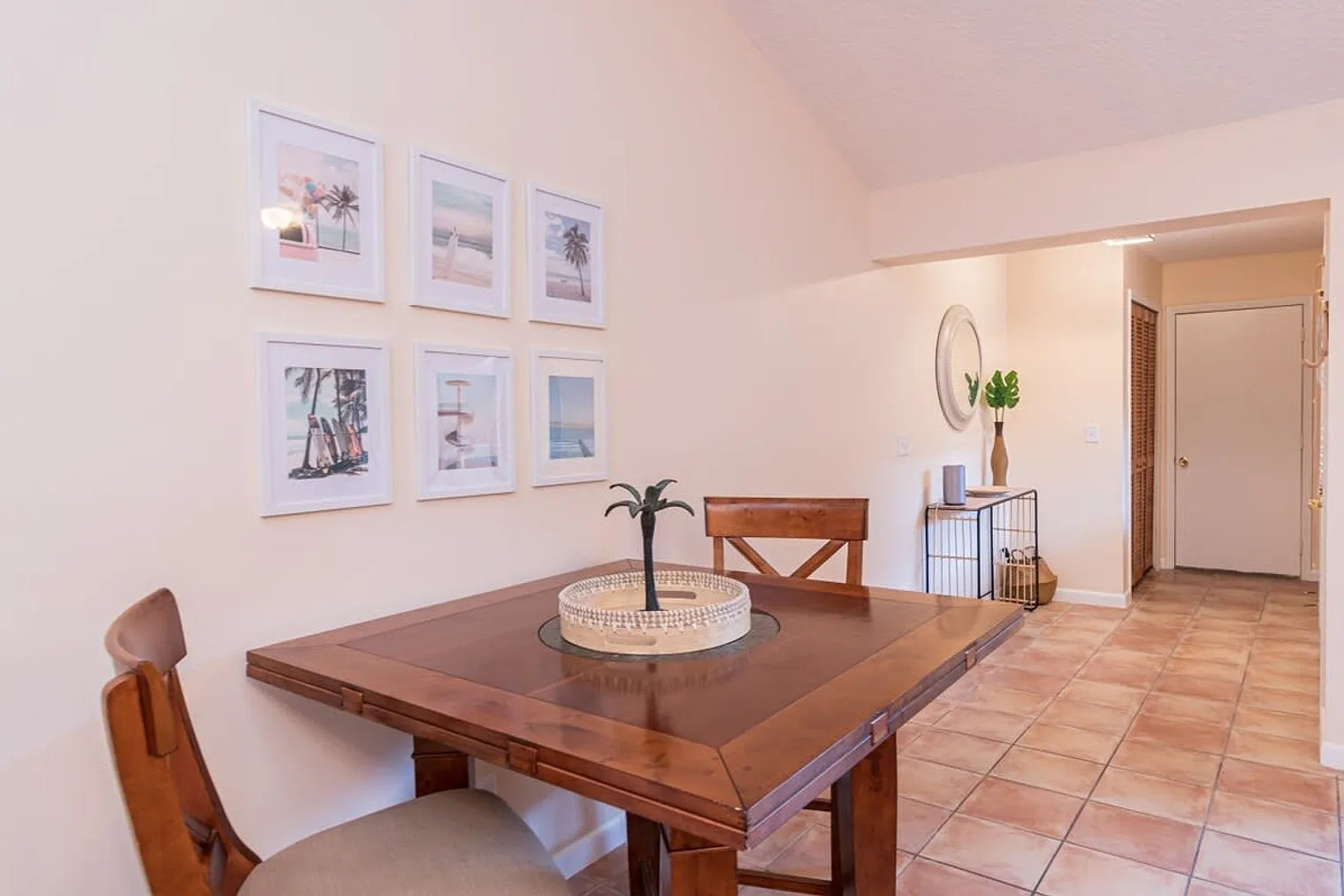 2 bed, 2.0 bath, 1388 sqft, $4,426 — Photo 4