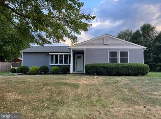 5 Latham Way, Sicklerville, NJ 08081