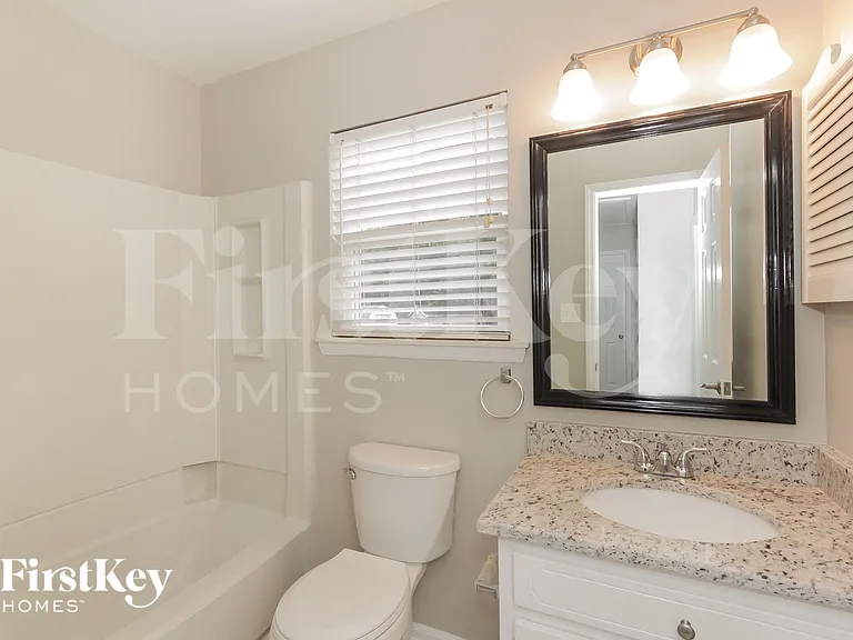 10603 Par Cove Ln — Photo 14