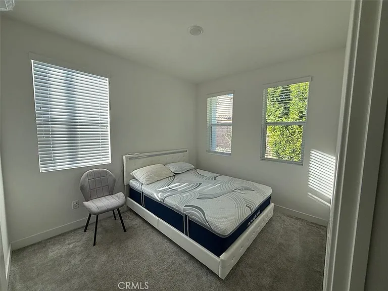 2317 W Broadway #35 — Photo 11
