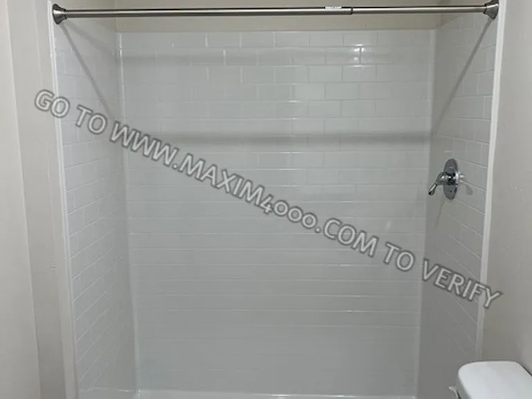 1030 Grand Avenue — Photo 13