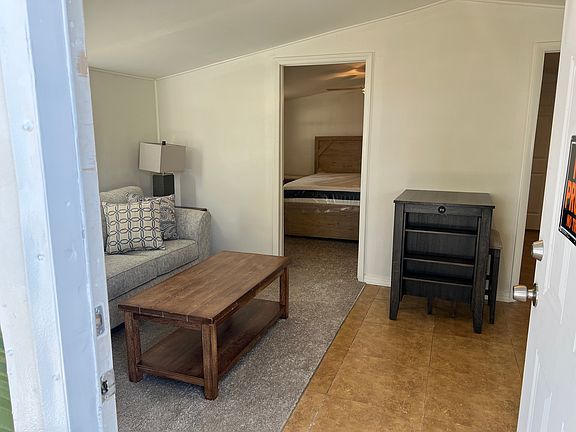 2nd image of 4019 E Osborne Ave Unit B