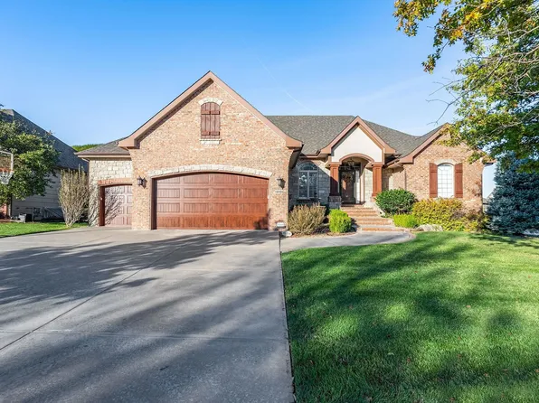 13101 E Bridlewood Ct, Wichita, KS 67230