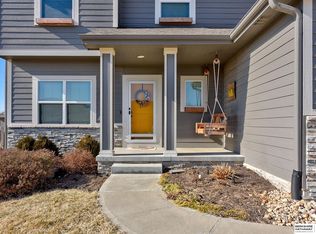 7906 S 195th St, Gretna, NE 68028