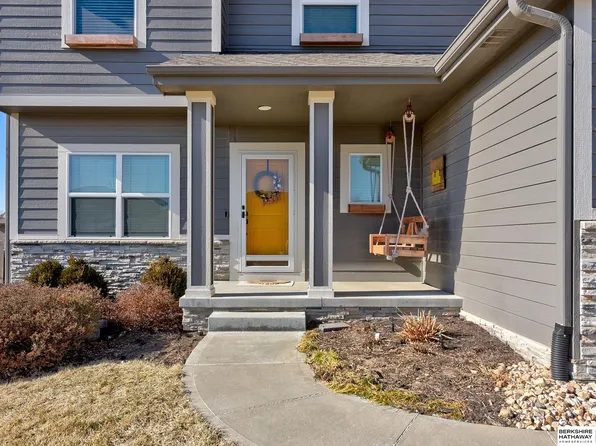 7906 S 195th St, Gretna, NE 68028