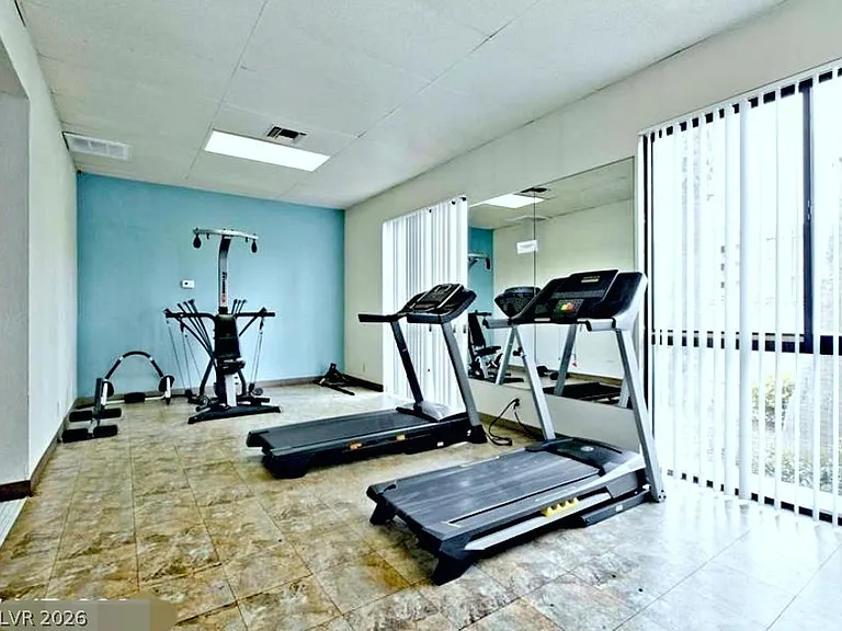 3930 University Center Dr #305 — Photo 8