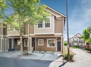 1114 NE Perl Way, Hillsboro, OR 97006