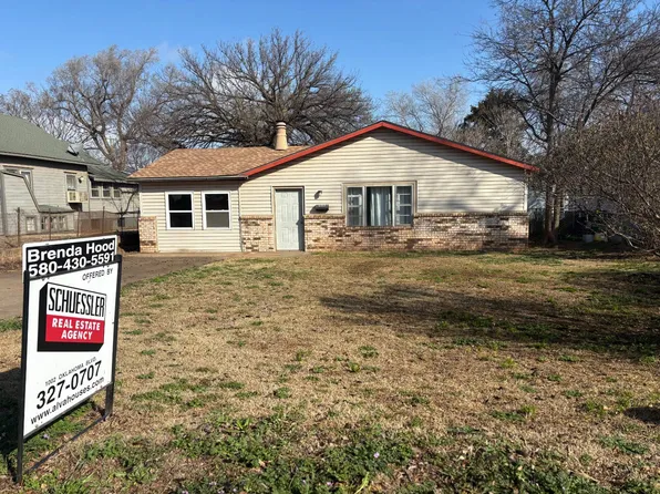 912 Locust St, Alva, OK 73717