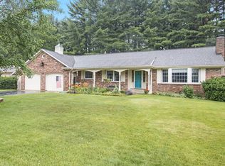 1294 Bunkerhill Dr, Kalamazoo, MI 49009