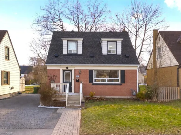 776 Britannia Ave, Hamilton, ON L8H 2B5