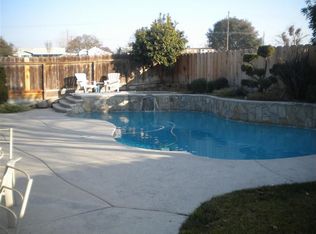 1745 G St, Oakdale, CA