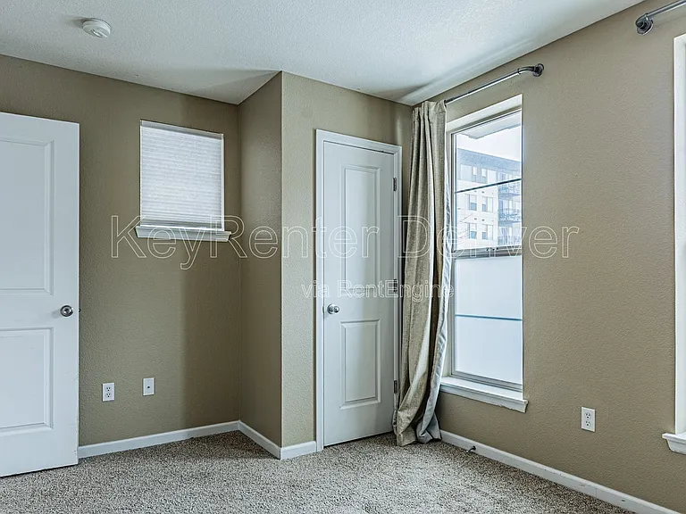 492 S Saulsbury St — Photo 34