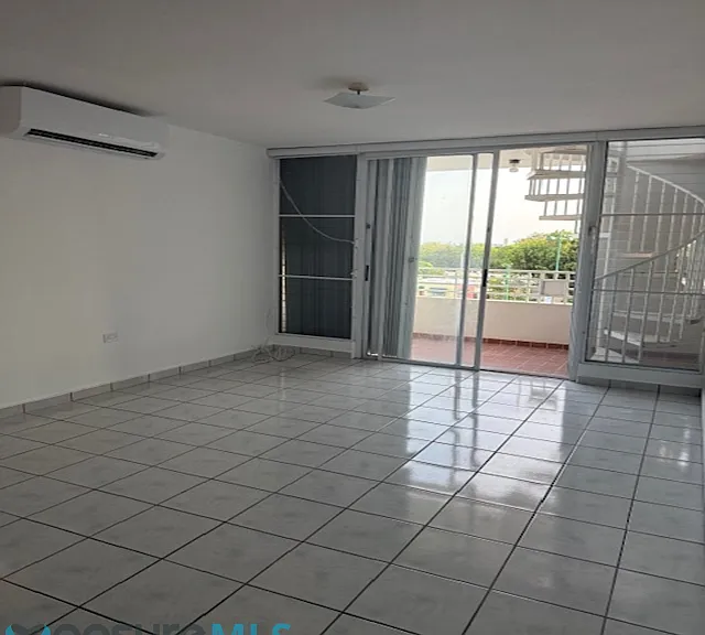Cll Miguel Pou Boulevard #402 — Photo 3