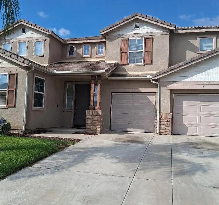 26928 Commons Dr
