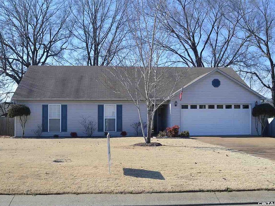1st image of 95 Woods Edge Dr