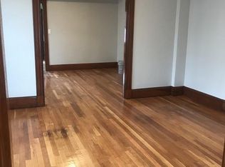 18 Hanover Cir APT 2, Lynn, MA 01902