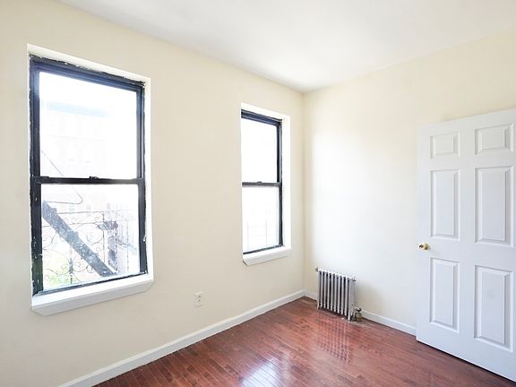 2nd image of 26 Saint Nicholas Pl #4B