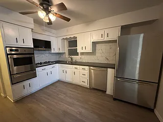 10 East 10th Street, #2A