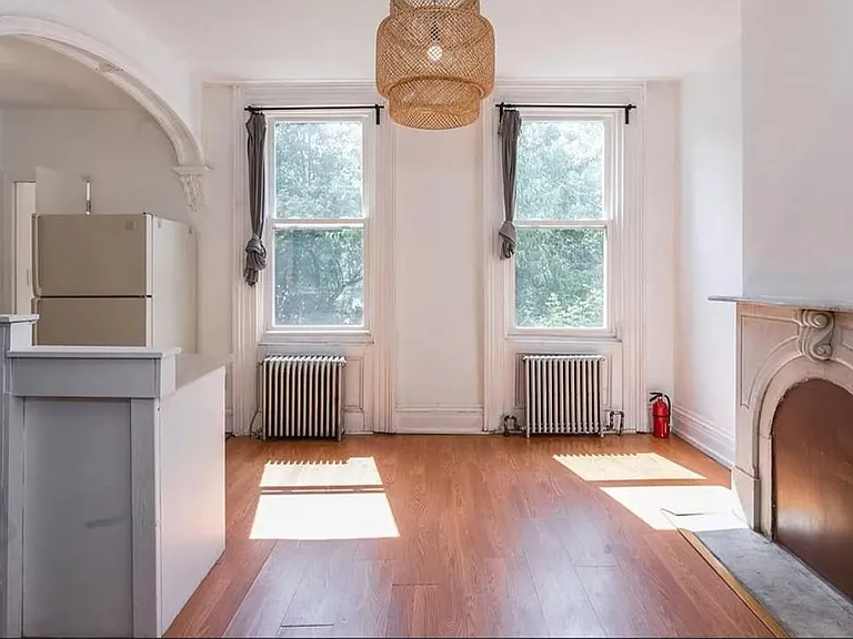 330 Halladay St #1A — Photo 3