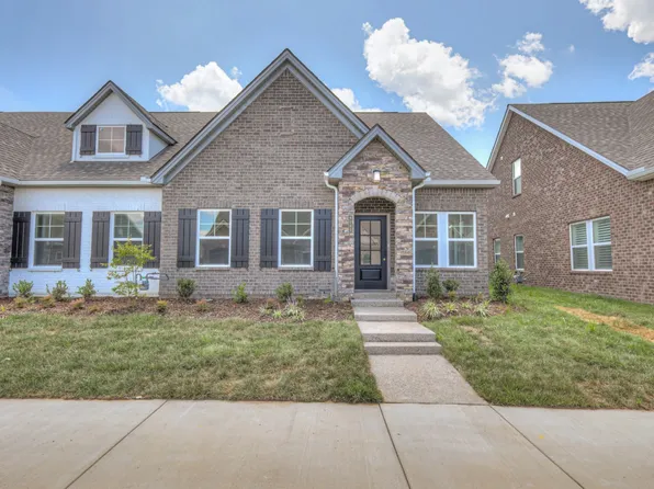 9083 Headwaters Dr #143, Franklin, TN 37064