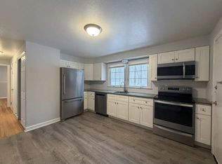 122 Country Club Rd APT A, Cheshire, CT 06410