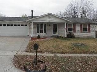 2284 White Ash Ct, Florissant, MO