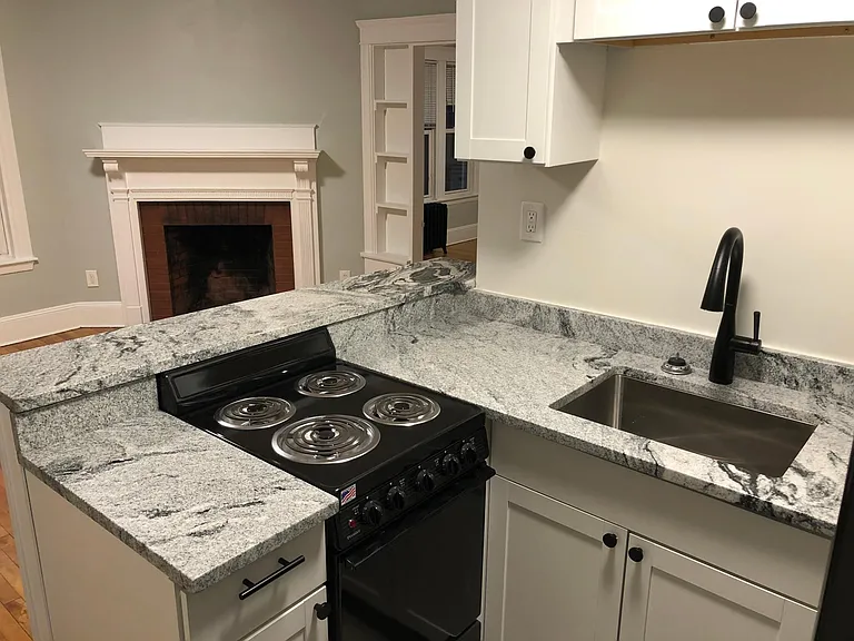383 Saint John St #8 — Photo 2
