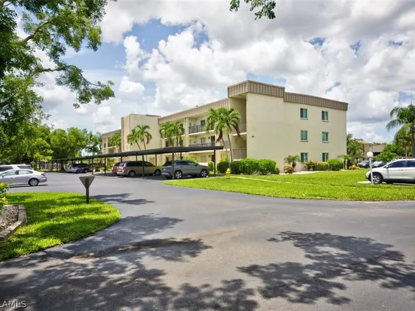 2111 Barkeley Ln APT 6, Fort Myers, FL 33907