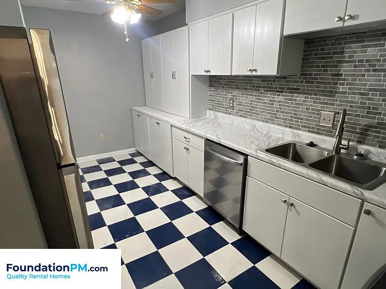 3661 Haughton Ln #1 — Photo 5