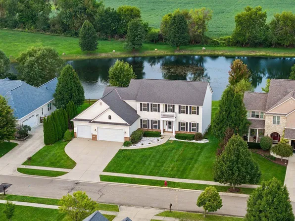 40 Waters Edge Ln, Centerburg, OH 43011