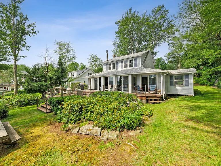 154 Sunset Ave — Photo 37