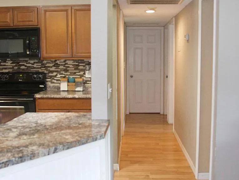 2809 Gulfstream Rd — Photo 13