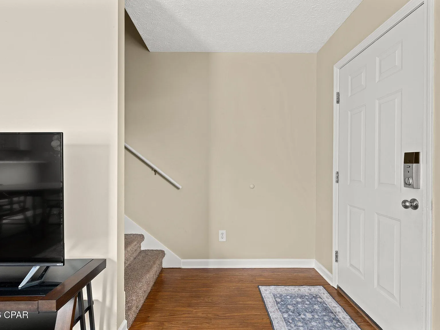 2 bed, 1.5 bath, 1050 sqft, $1,550 — Photo 4