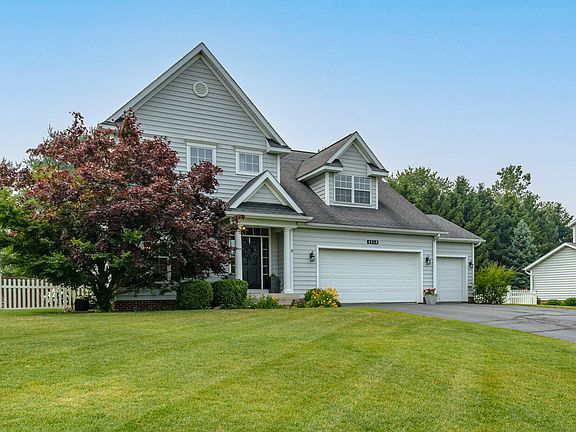 3rd image of 6948 Bentley Dr