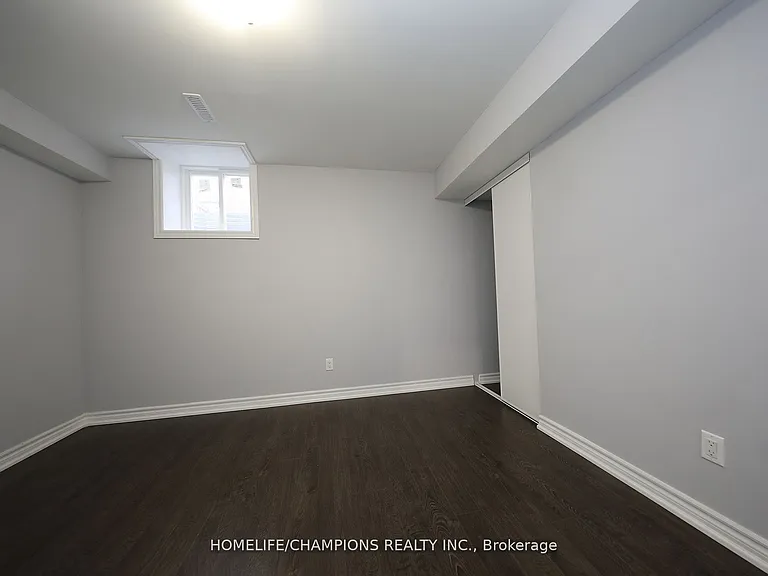 5 Bellotti Cres — Photo 6