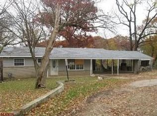 6 Highview Dr, Imperial, MO 63052