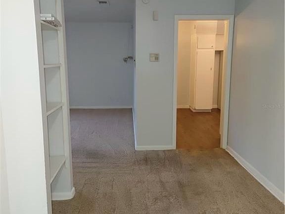 4th image of 5511 Playa Way