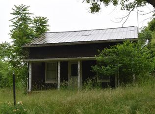 263 Calisrd, Cameron, WV 26033