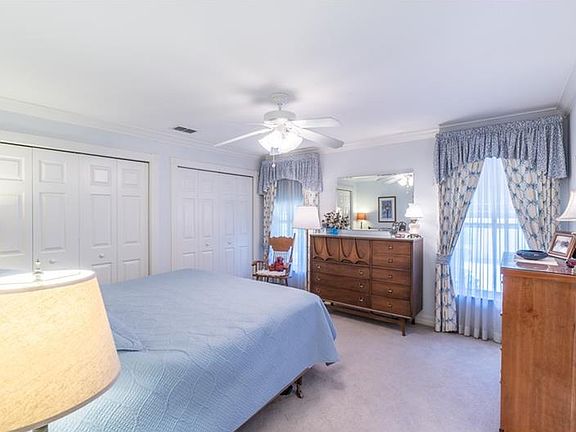 5th image of 8520 Doral Dr