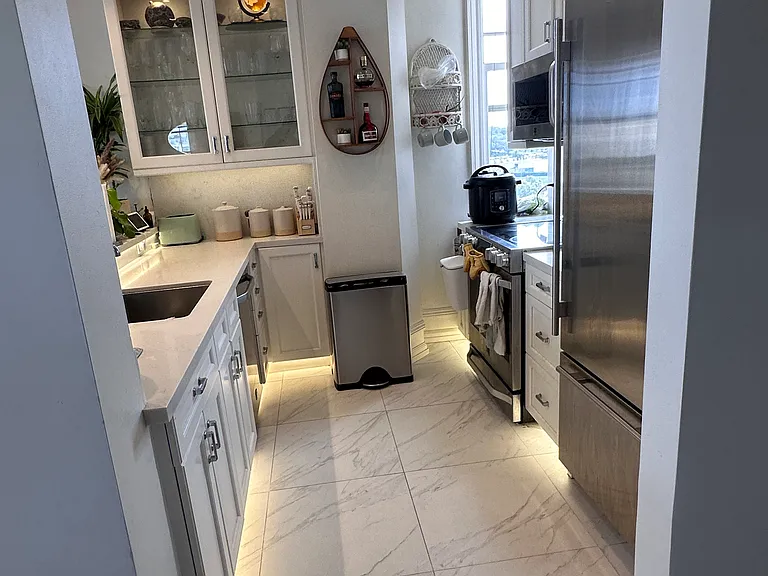 702 Ash St #701 — Photo 17