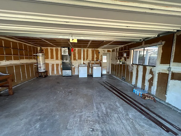 2 Car Garage