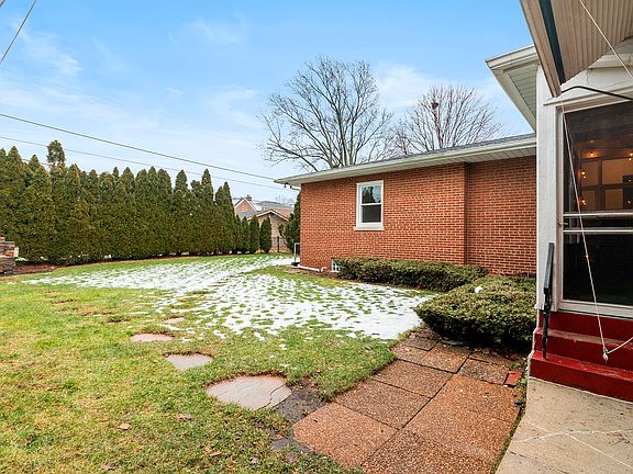 4th image of 9641 S Avers Ave