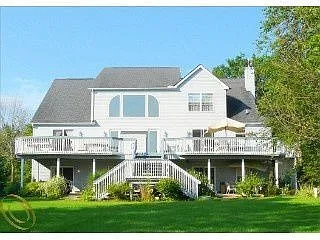 4242 Sunny Lake Dr photo 1